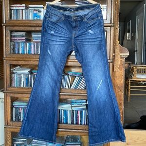 HIPPY/BOHO “London Jeans” Flare/Bell Bottoms Distressed Denim Jeans Size 12